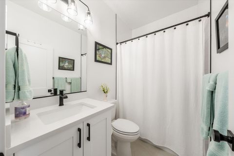 Tiny photo for 1643 E DIHEDRAL DR, Saint George, UT 84790 (MLS # 26-271305)