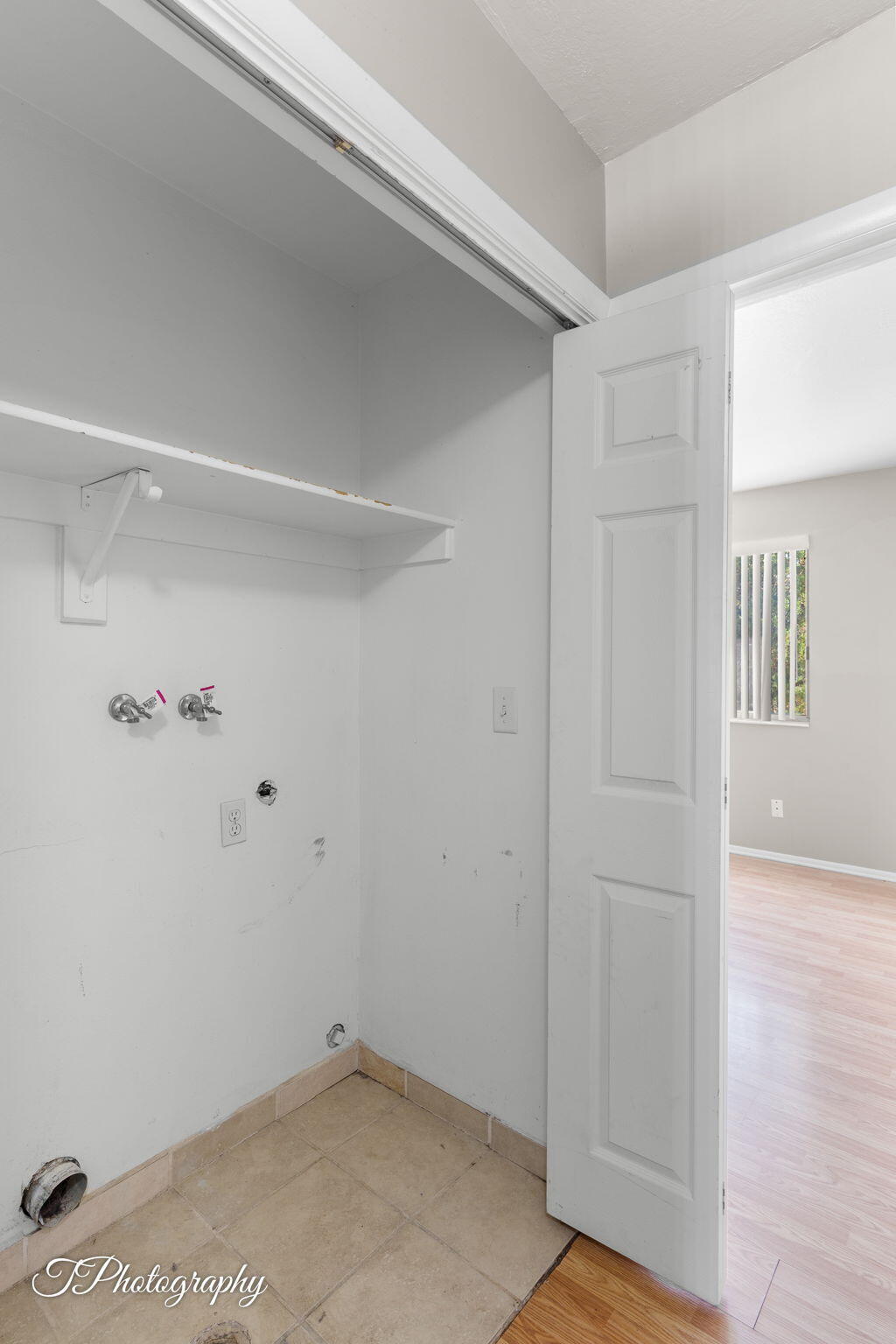 COLOR VIEW TOWNHOMES - Residential