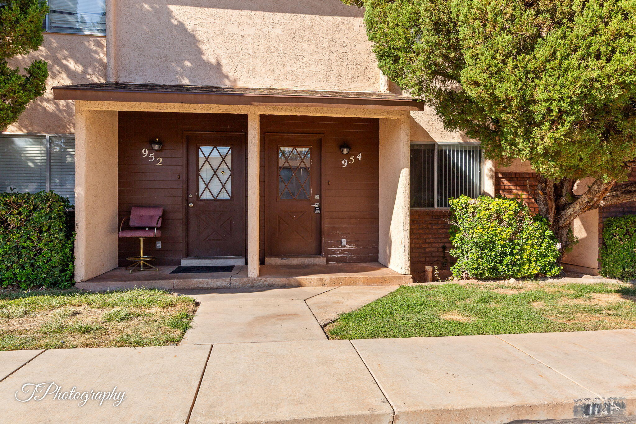 COLOR VIEW TOWNHOMES - Residential