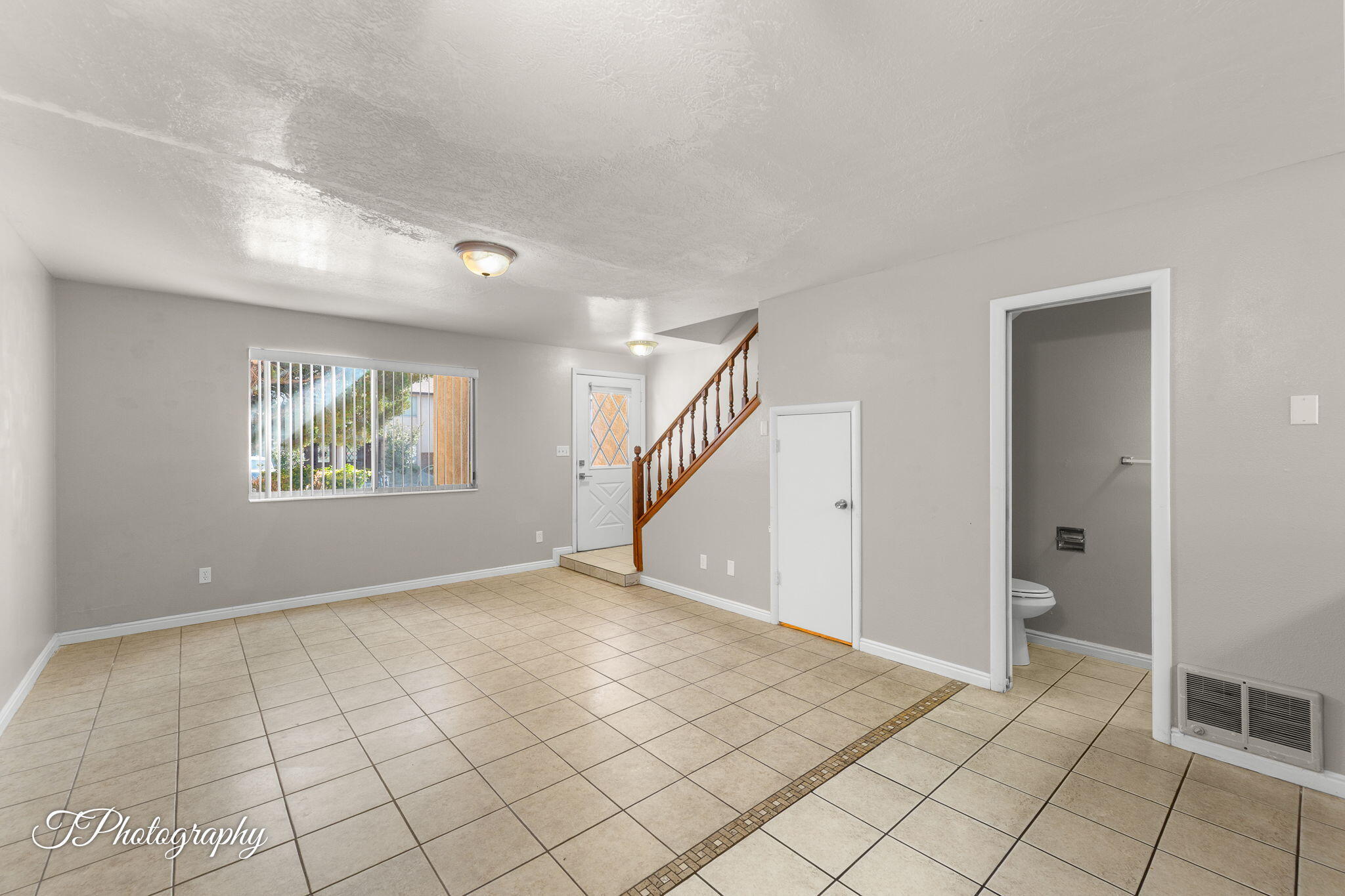 COLOR VIEW TOWNHOMES - Residential