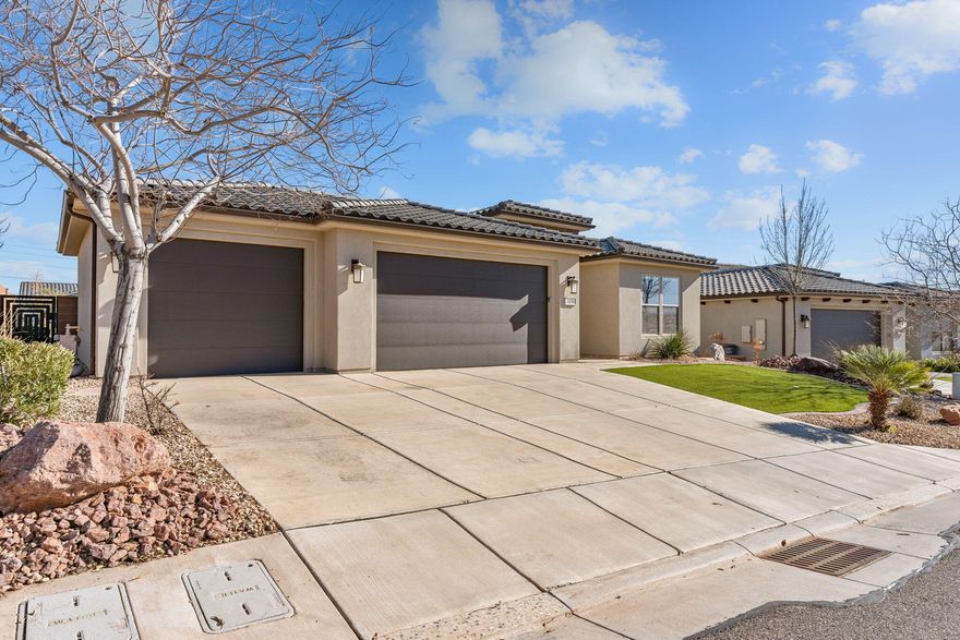 Located within the vibrant Brio Master Plan community, residents enjoy access to a wealth of amenities, including pools, fitness center, and a clubhouse, fostering an active and social lifestyle. Additionally, outdoor enthusiasts will appreciate the proximity to stunning recreational areas for hiking and mountain biking. Explore popular trails such as Elephant Arch, Dino Cliffs, and Church Rocks, all just moments away. 
Step inside the home to discover a bright and inviting floor plan that effortlessly connects the living, dining, and kitchen areas, ideal for both everyday living and hosting gatherings. The backyard's openness is enhanced by its tranquil private pool backing to a naturally landscaped ravine.
Don't miss this exceptional opportunity to own a property that beautifully com