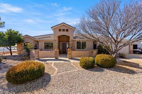 Photo of 1383 N Canyon Trails DR, Dammeron Valley, UT 84783 (MLS # 26-268523)