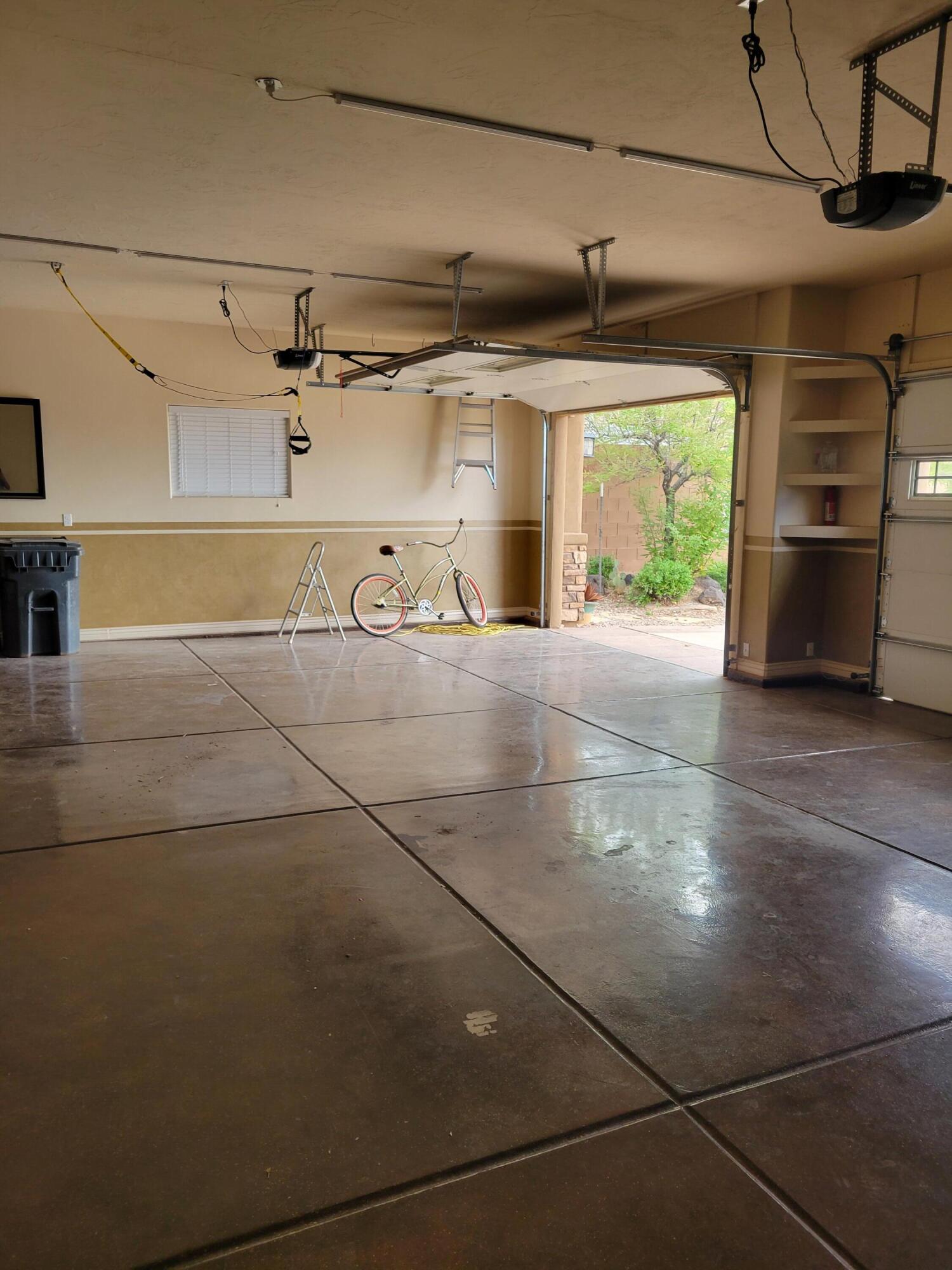 DIXIE SPRINGS - Residential