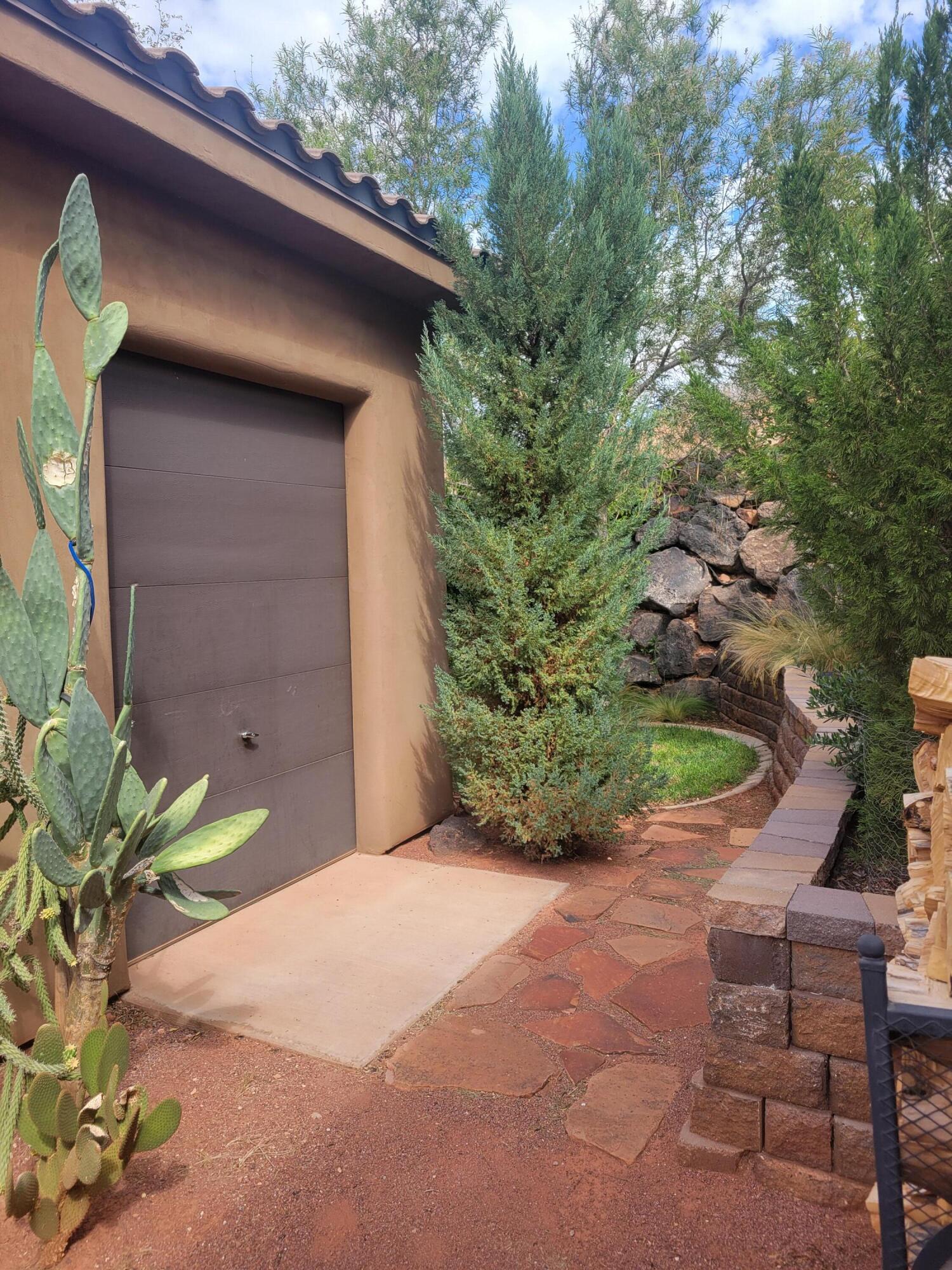 DIXIE SPRINGS - Residential