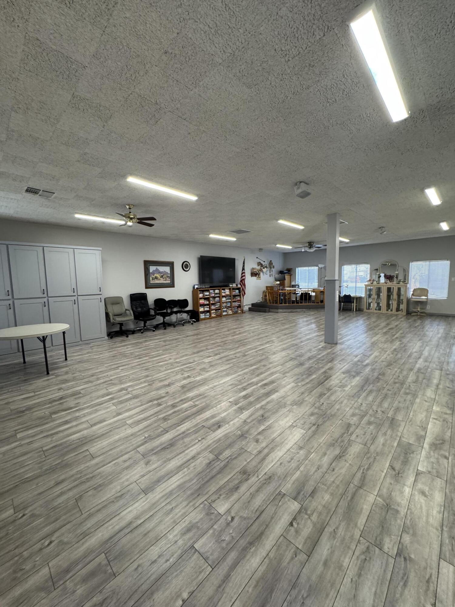 DIXIE DOWNS RV RESORT - Residential