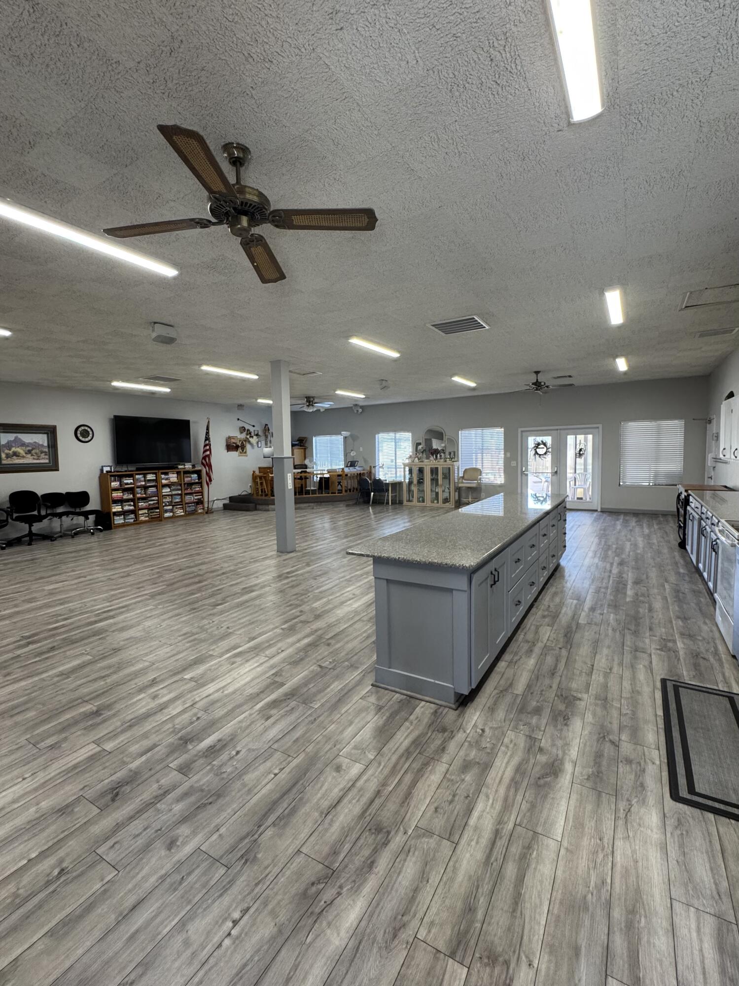 DIXIE DOWNS RV RESORT - Residential