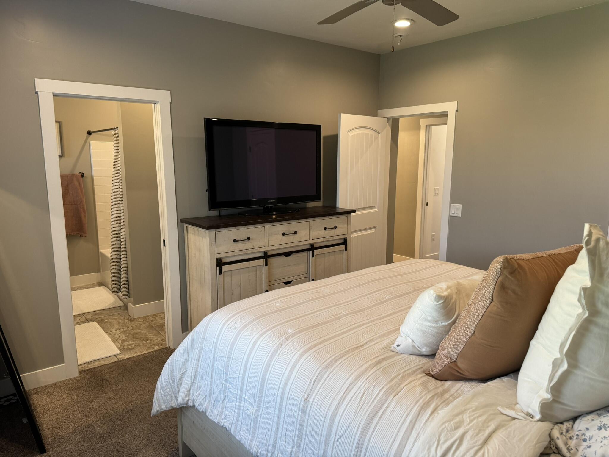 STEEPLECHASE AT WASHINGTON FIELDS - Residential