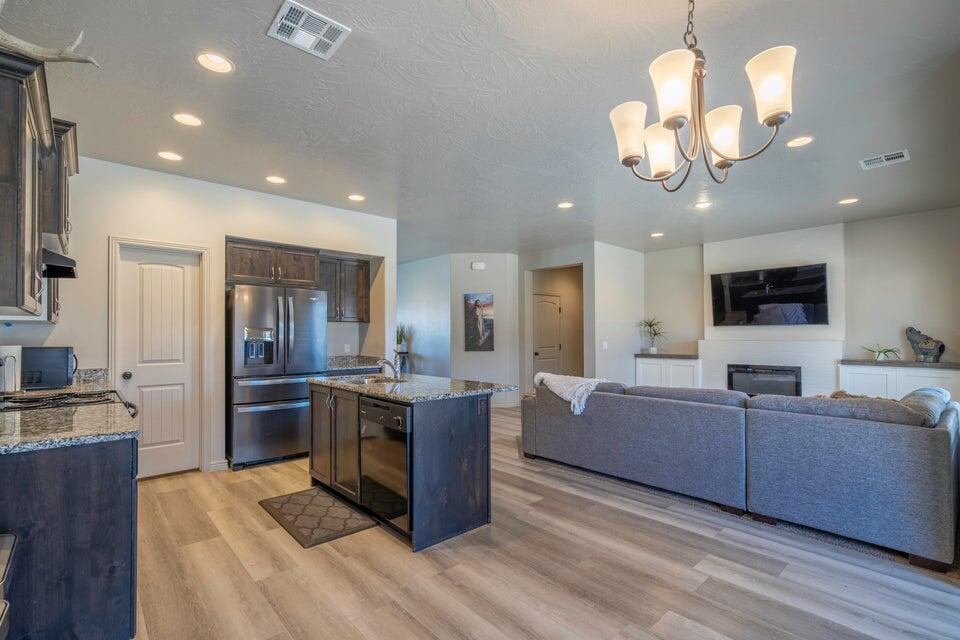 ROSEWOOD ESTATES - Residential