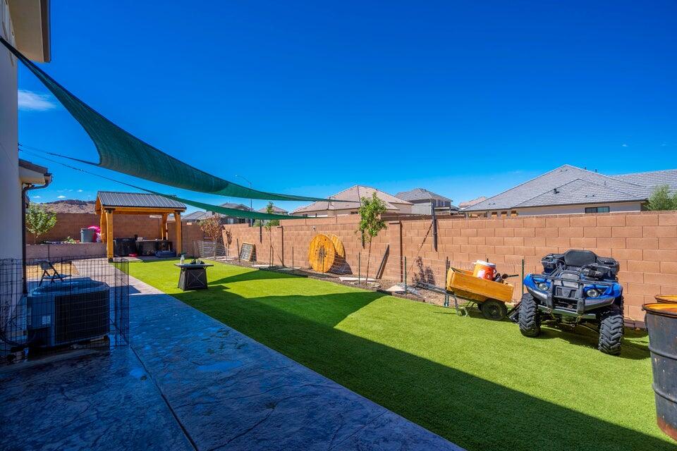 ROSEWOOD ESTATES - Residential