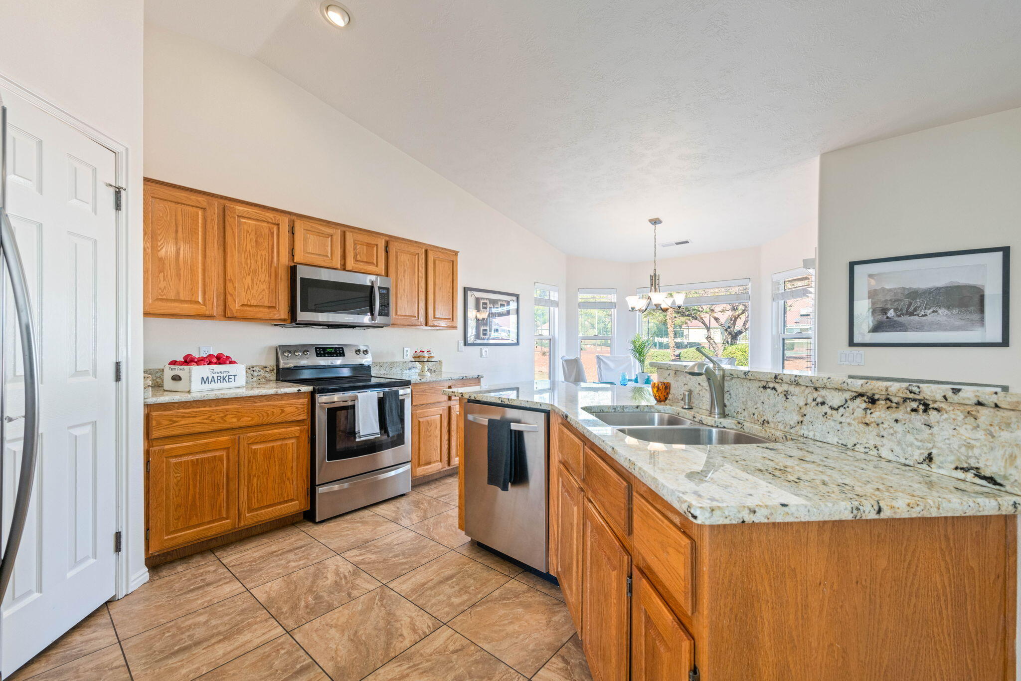 PADRE LAKES TOWNHOMES - Residential