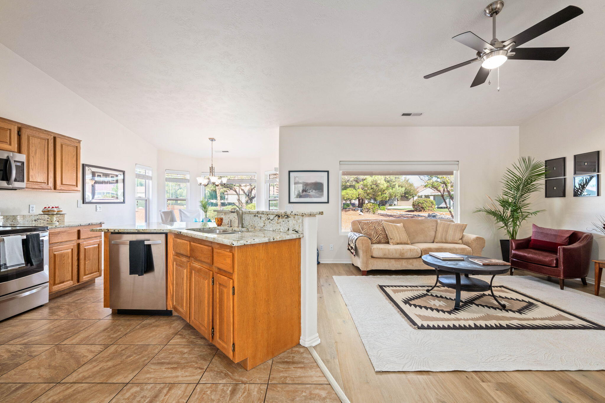 PADRE LAKES TOWNHOMES - Residential