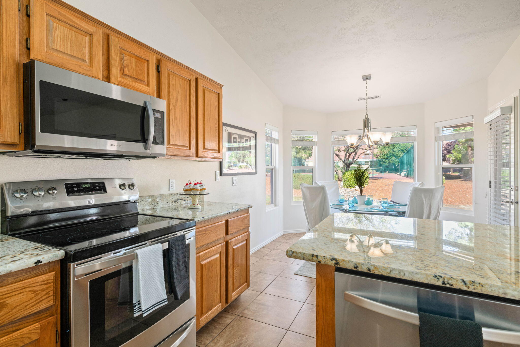 PADRE LAKES TOWNHOMES - Residential