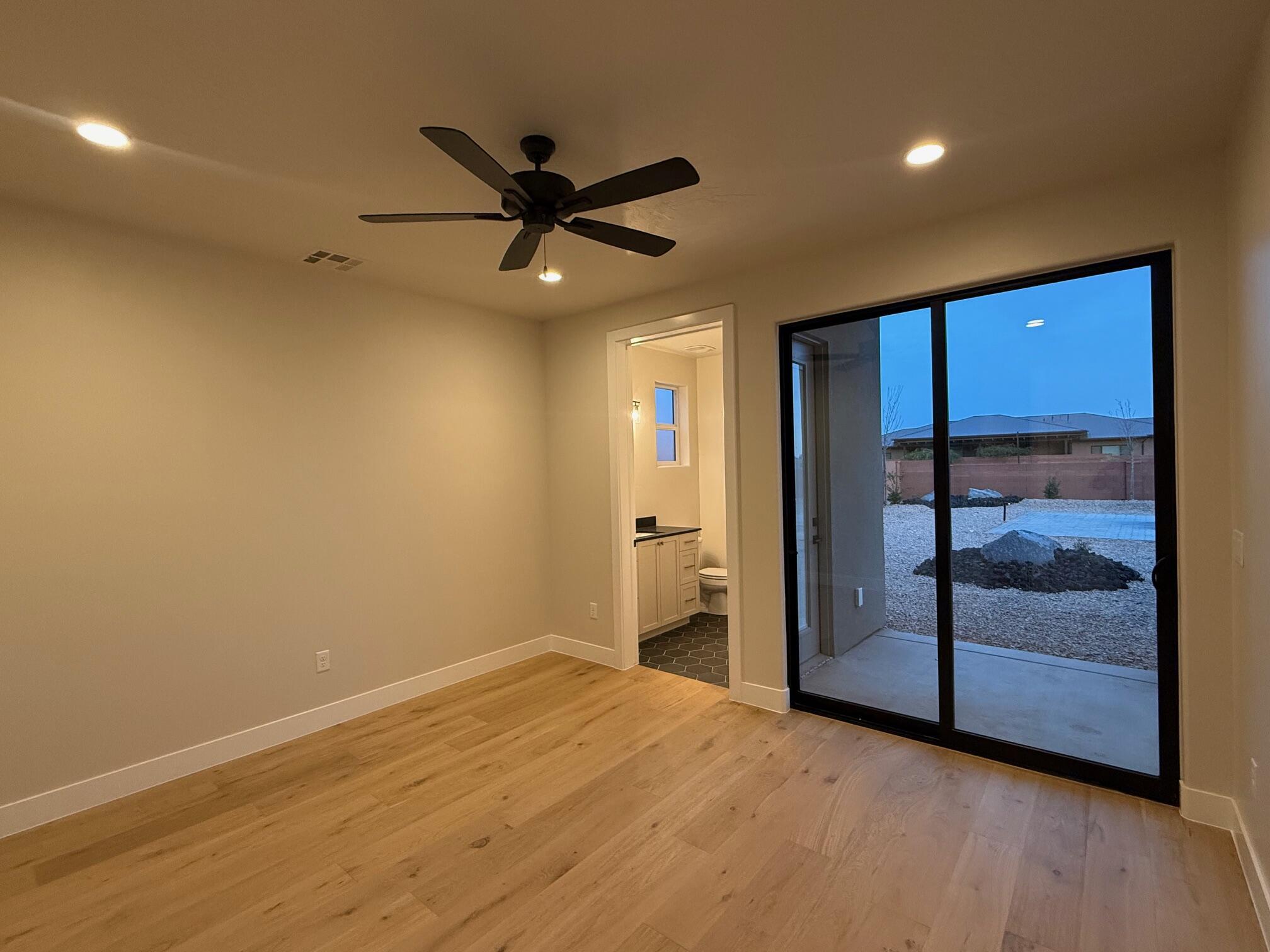 ONYX CANYON - Residential