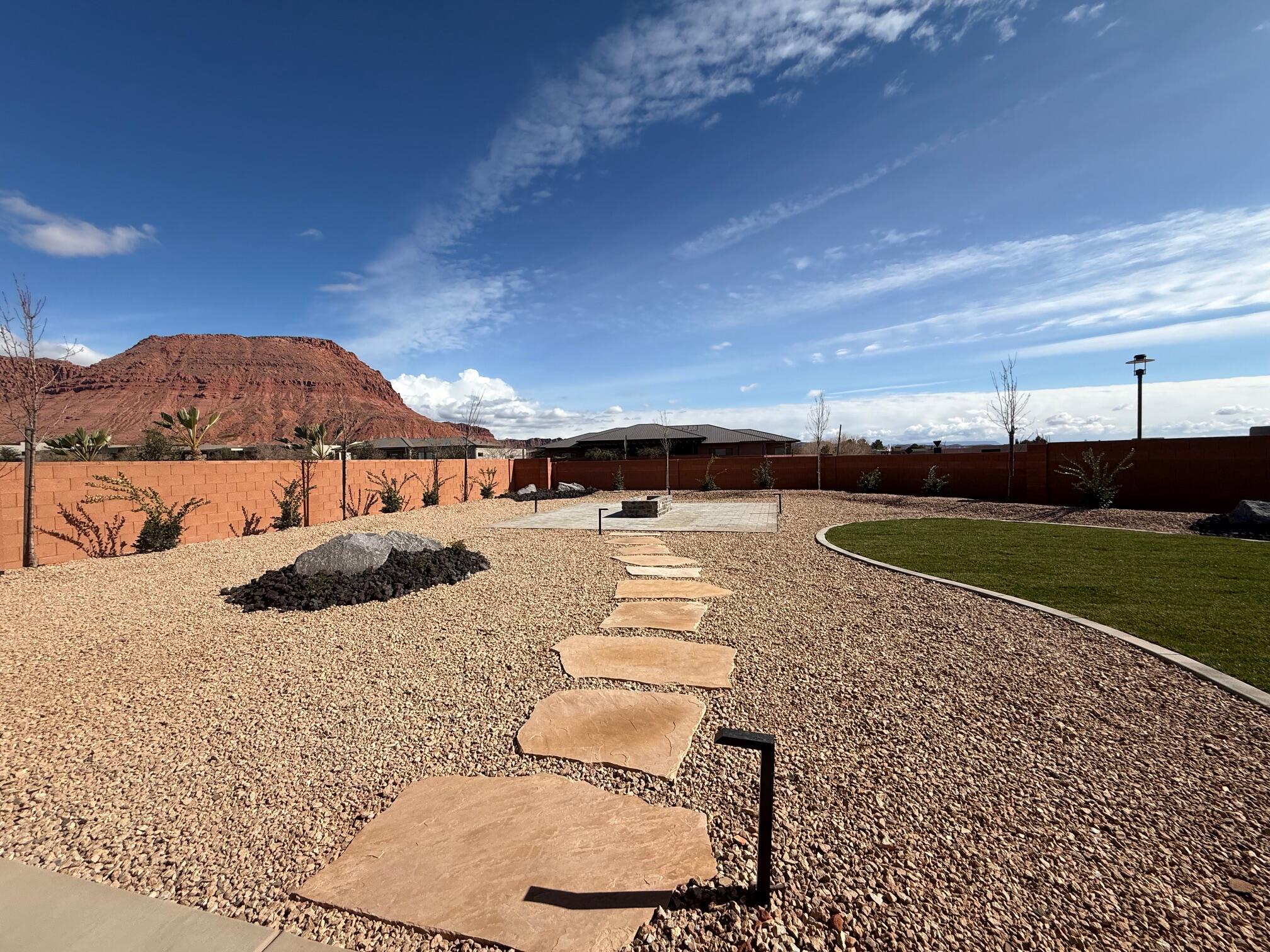 ONYX CANYON - Residential