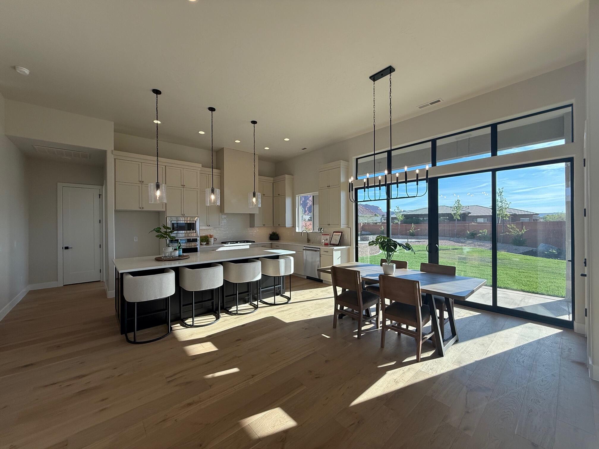 ONYX CANYON - Residential