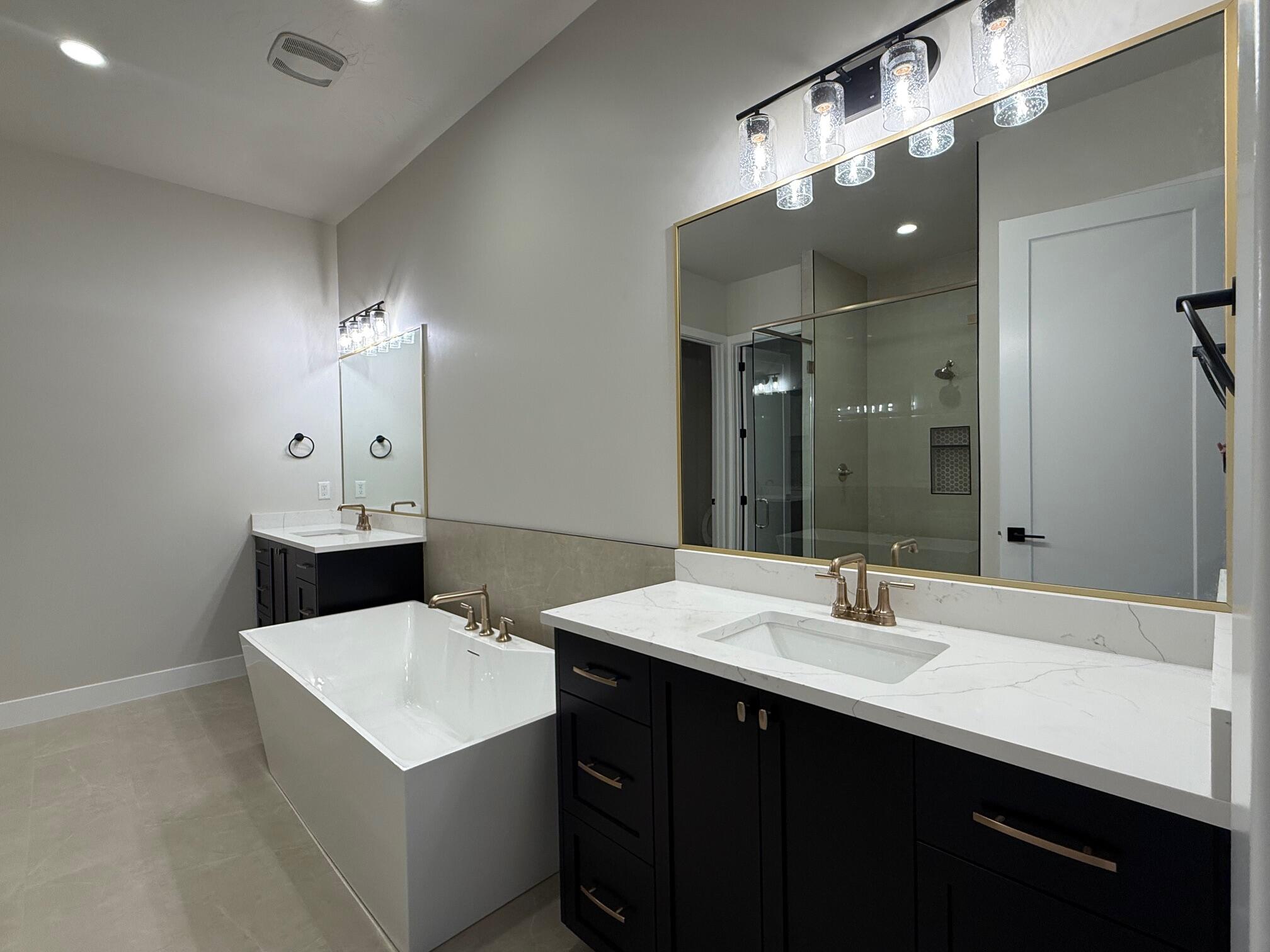 ONYX CANYON - Residential