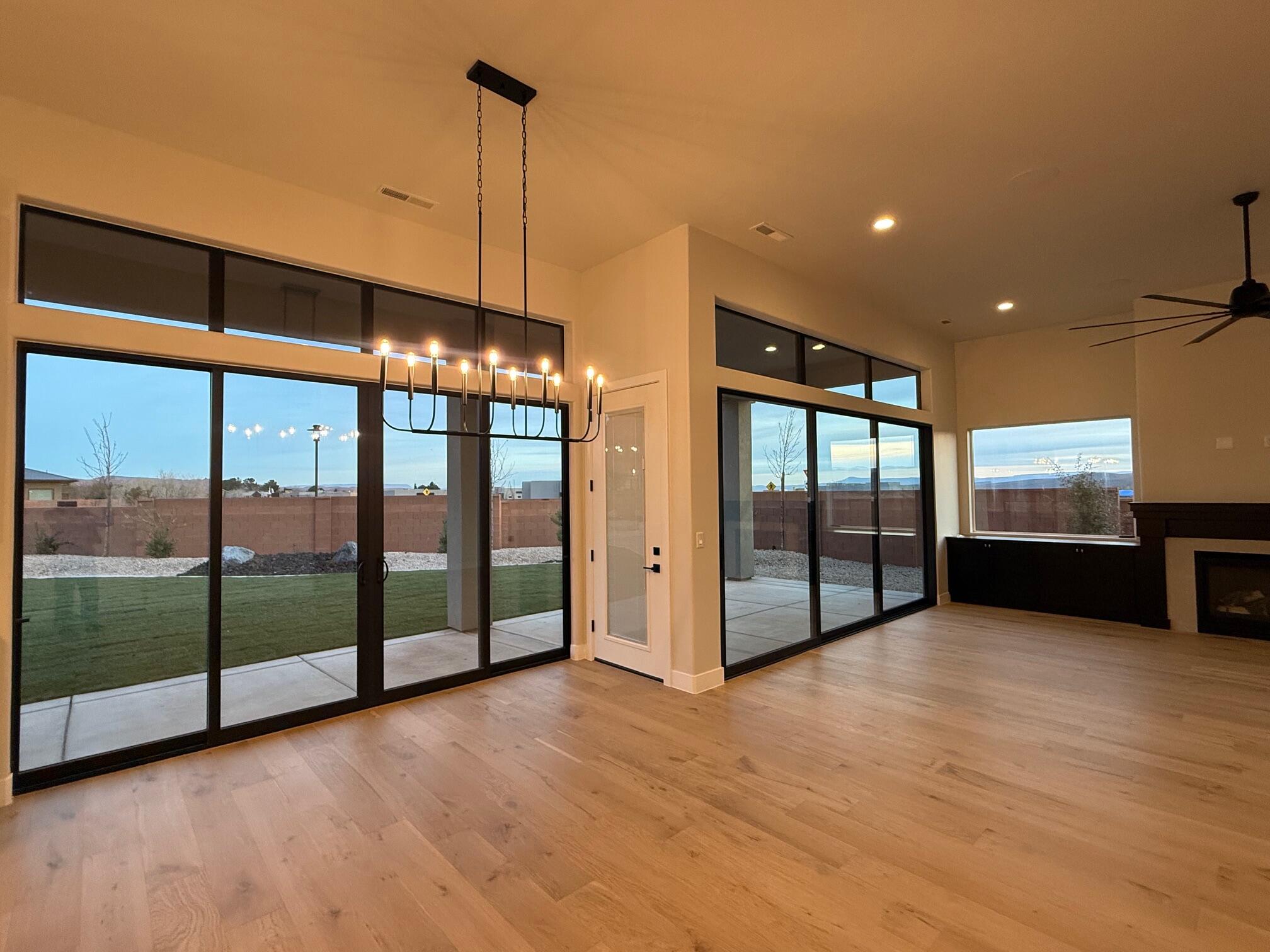 ONYX CANYON - Residential