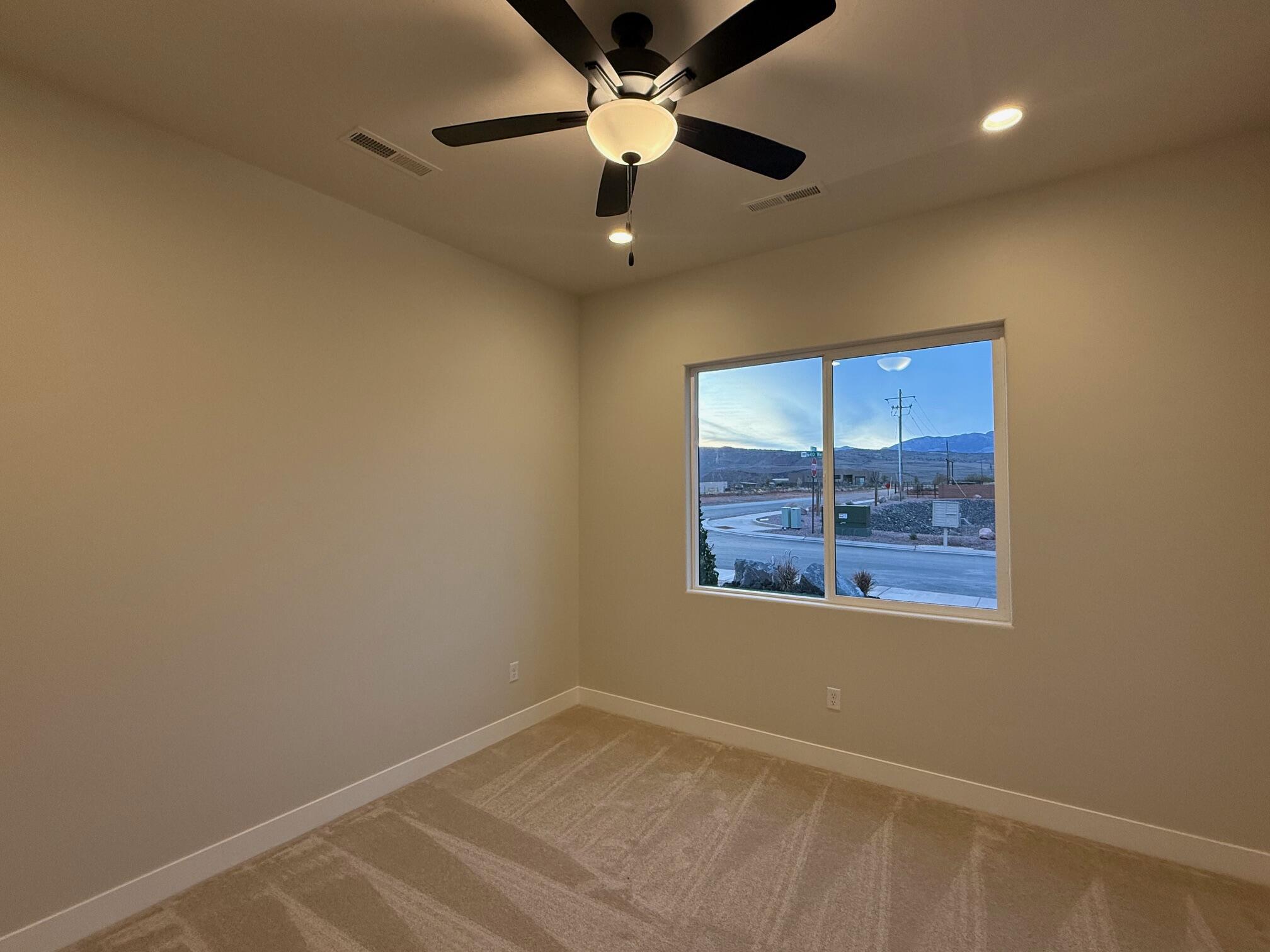 ONYX CANYON - Residential