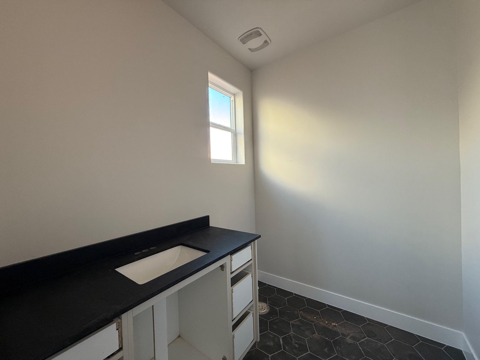 ONYX CANYON - Residential