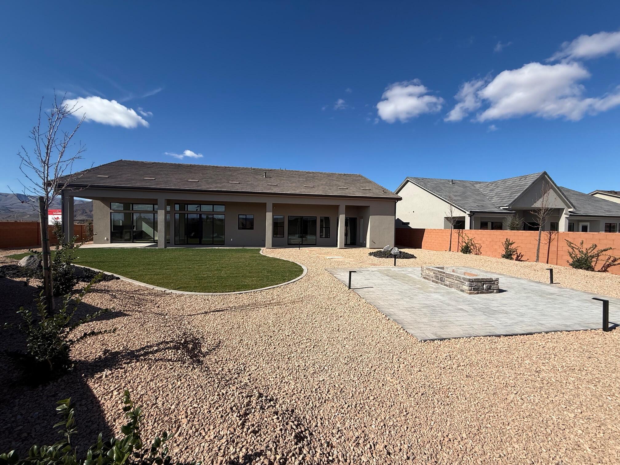 ONYX CANYON - Residential