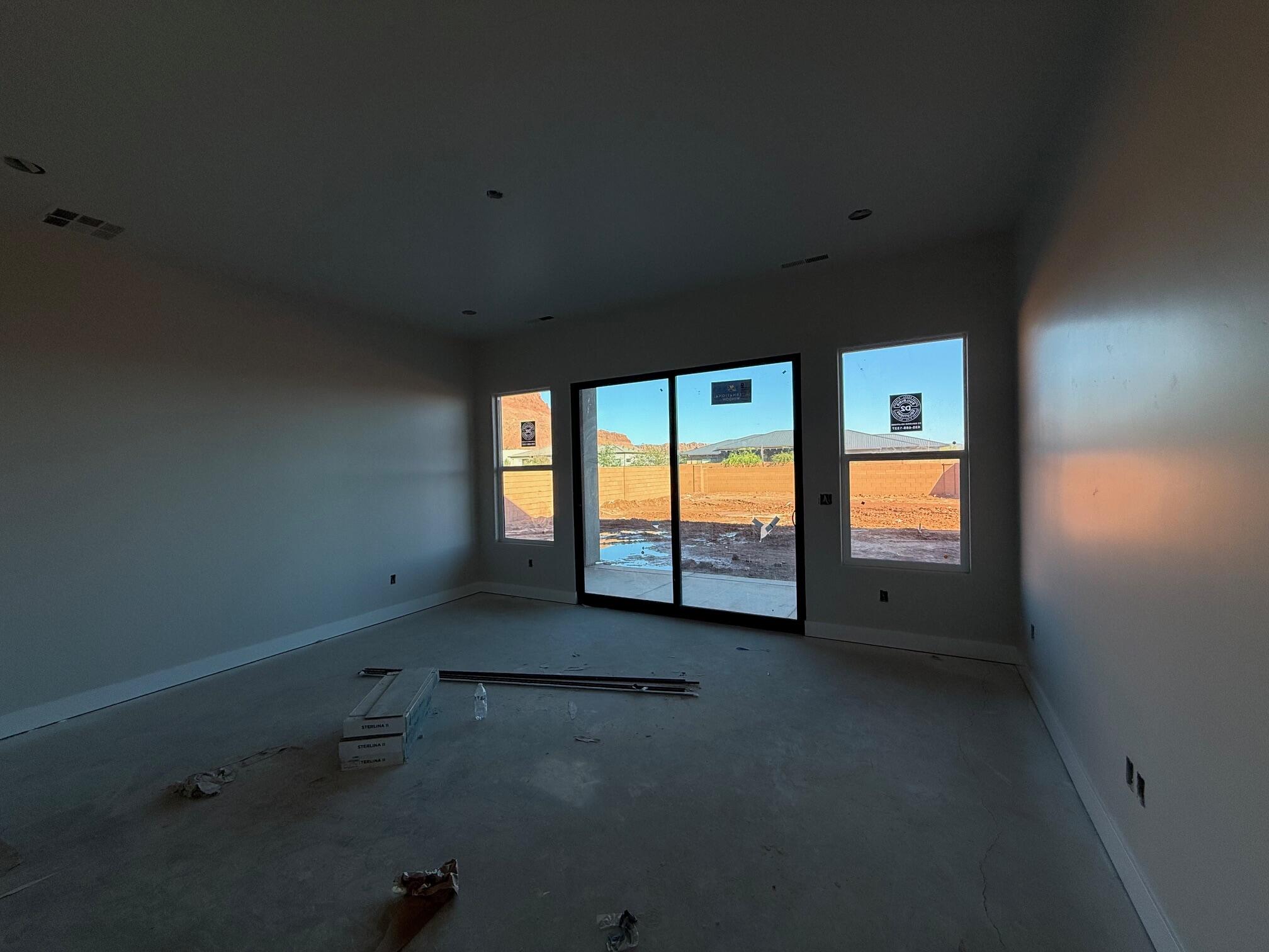 ONYX CANYON - Residential