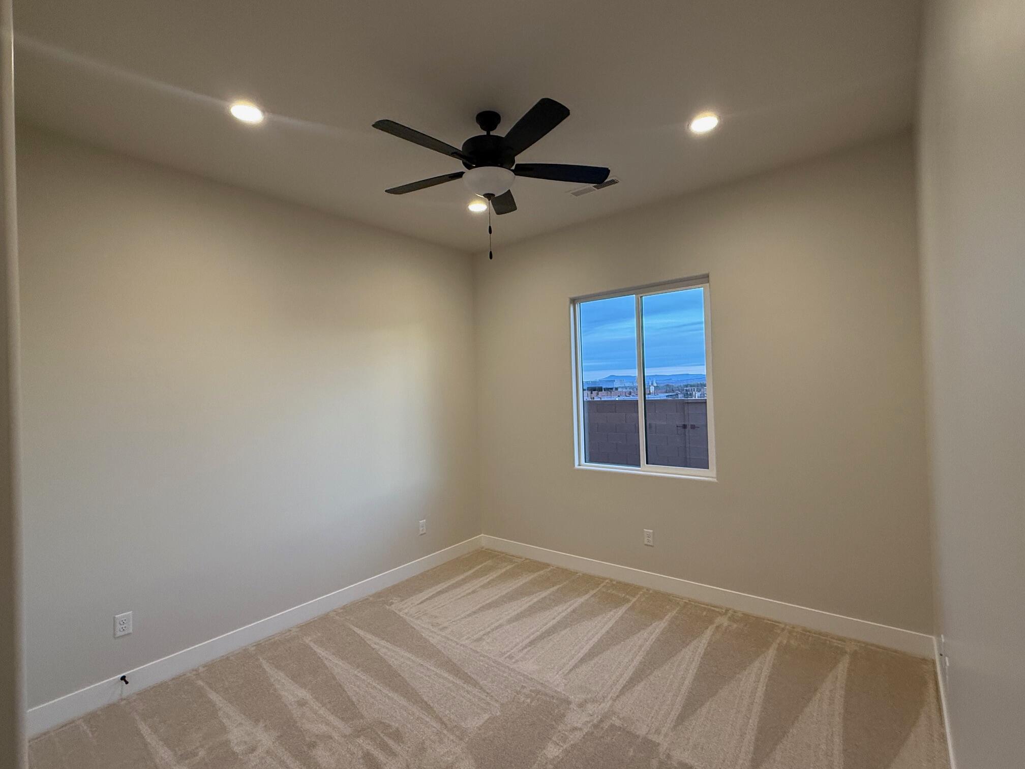 ONYX CANYON - Residential