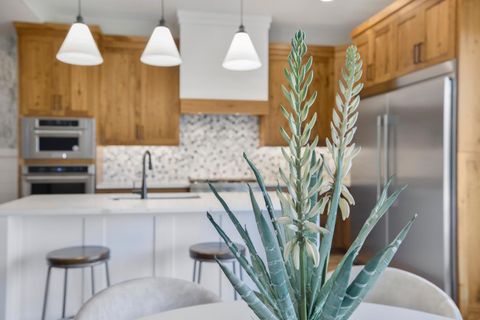 Tiny photo for 5080 HONANI PATH, Hurricane, UT 84737 (MLS # 26-271938)