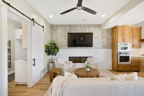 Tiny photo for 5080 HONANI PATH, Hurricane, UT 84737 (MLS # 26-271938)