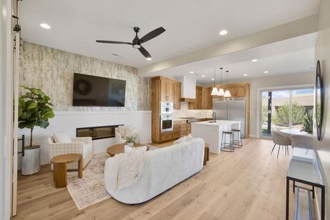 Tiny photo for 5080 HONANI PATH, Hurricane, UT 84737 (MLS # 26-271938)