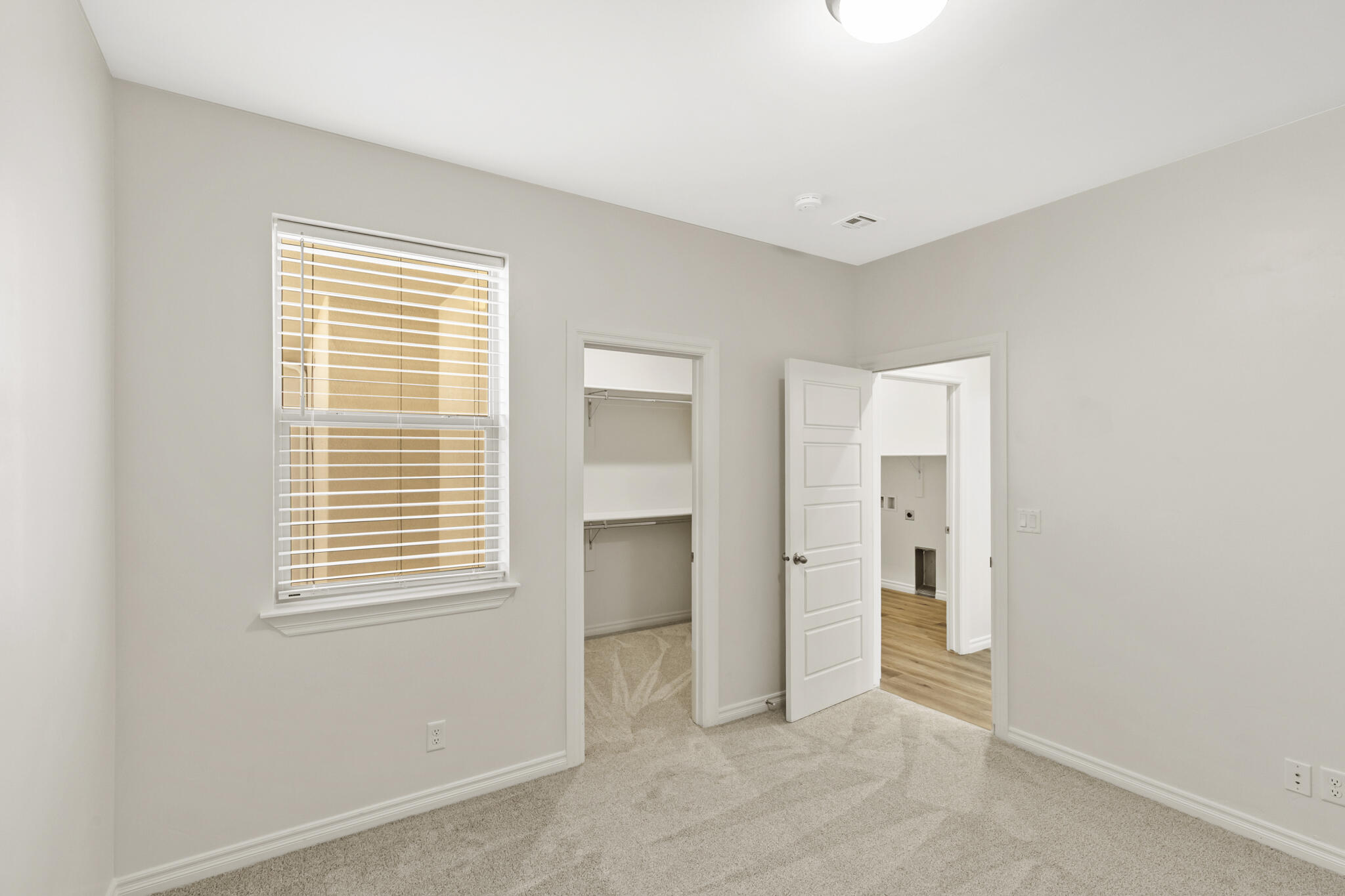 CECITA CREST AT DIVARIO - Residential