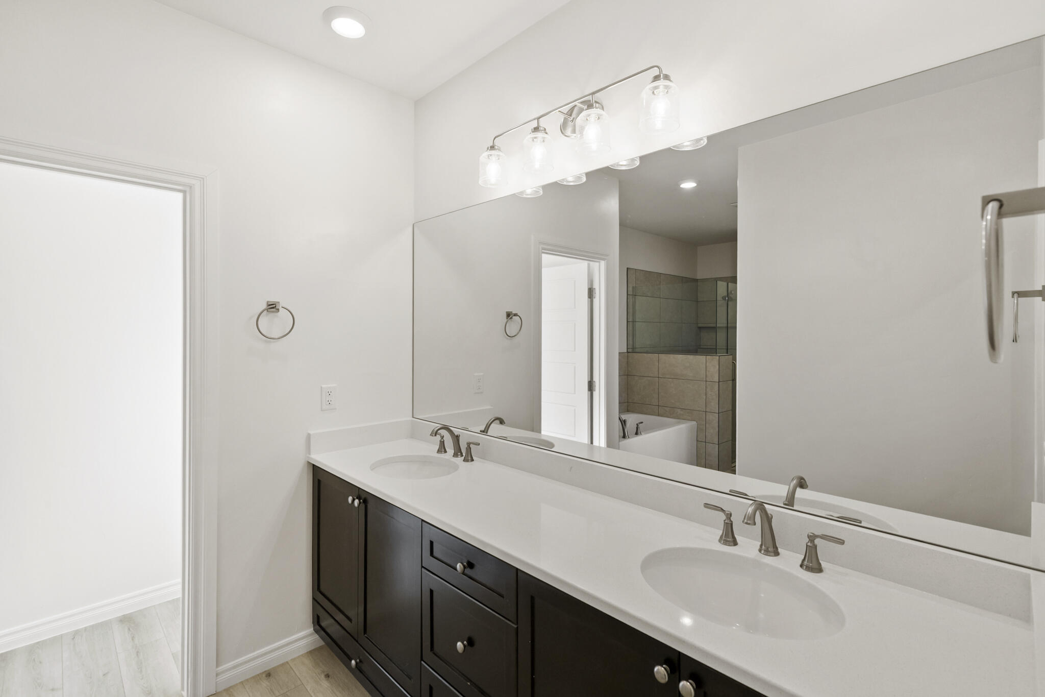 CECITA CREST AT DIVARIO - Residential