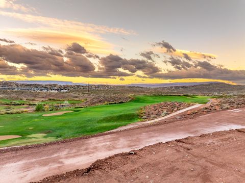 Tiny photo for 1702 N Golden Bear Way, Washington, UT 84780 (MLS # 25-266270)