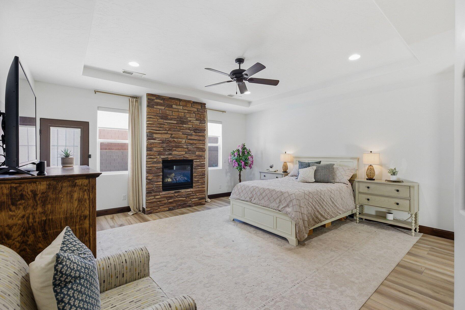 DIXIE SPRINGS - Residential