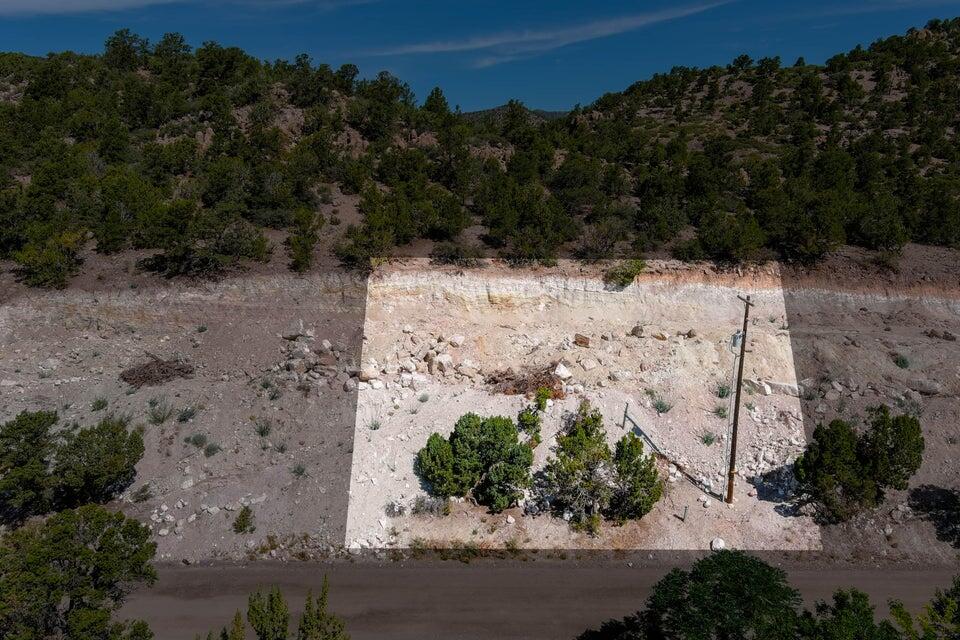 DIXIE DEER ESTATES - Land