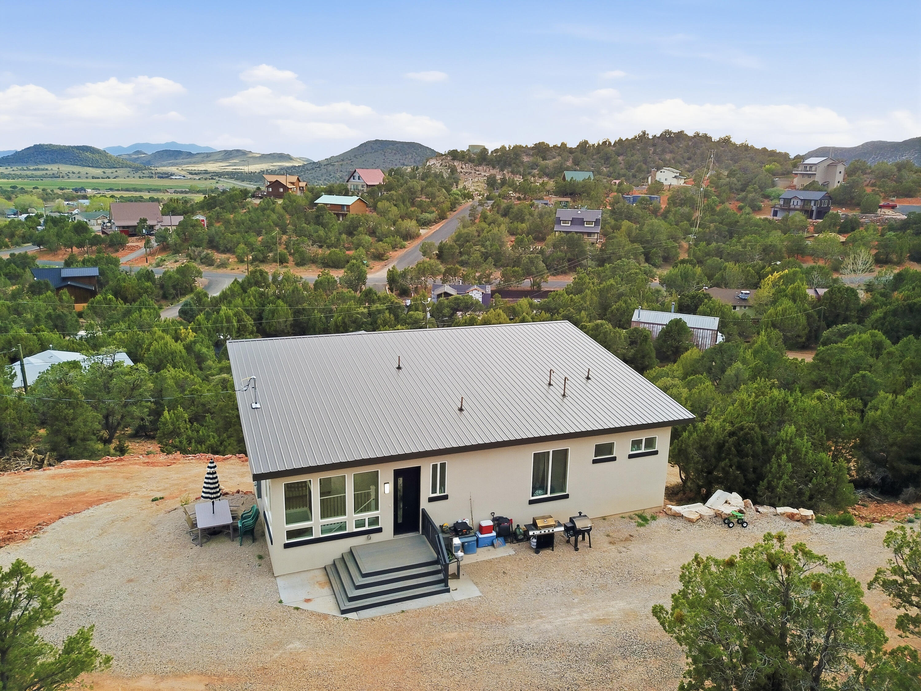 DIXIE DEER ESTATES - Residential