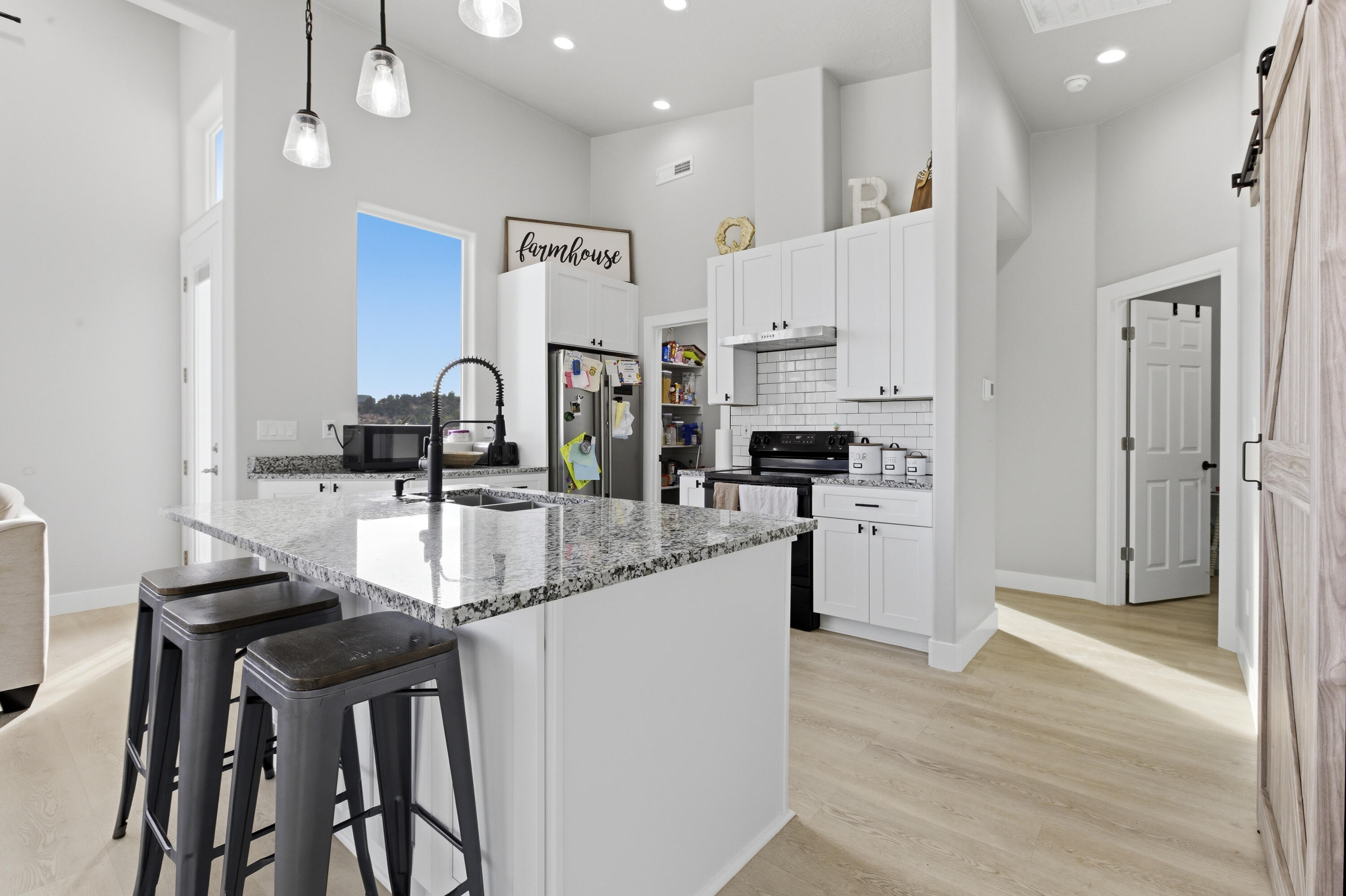 DIXIE DEER ESTATES - Residential