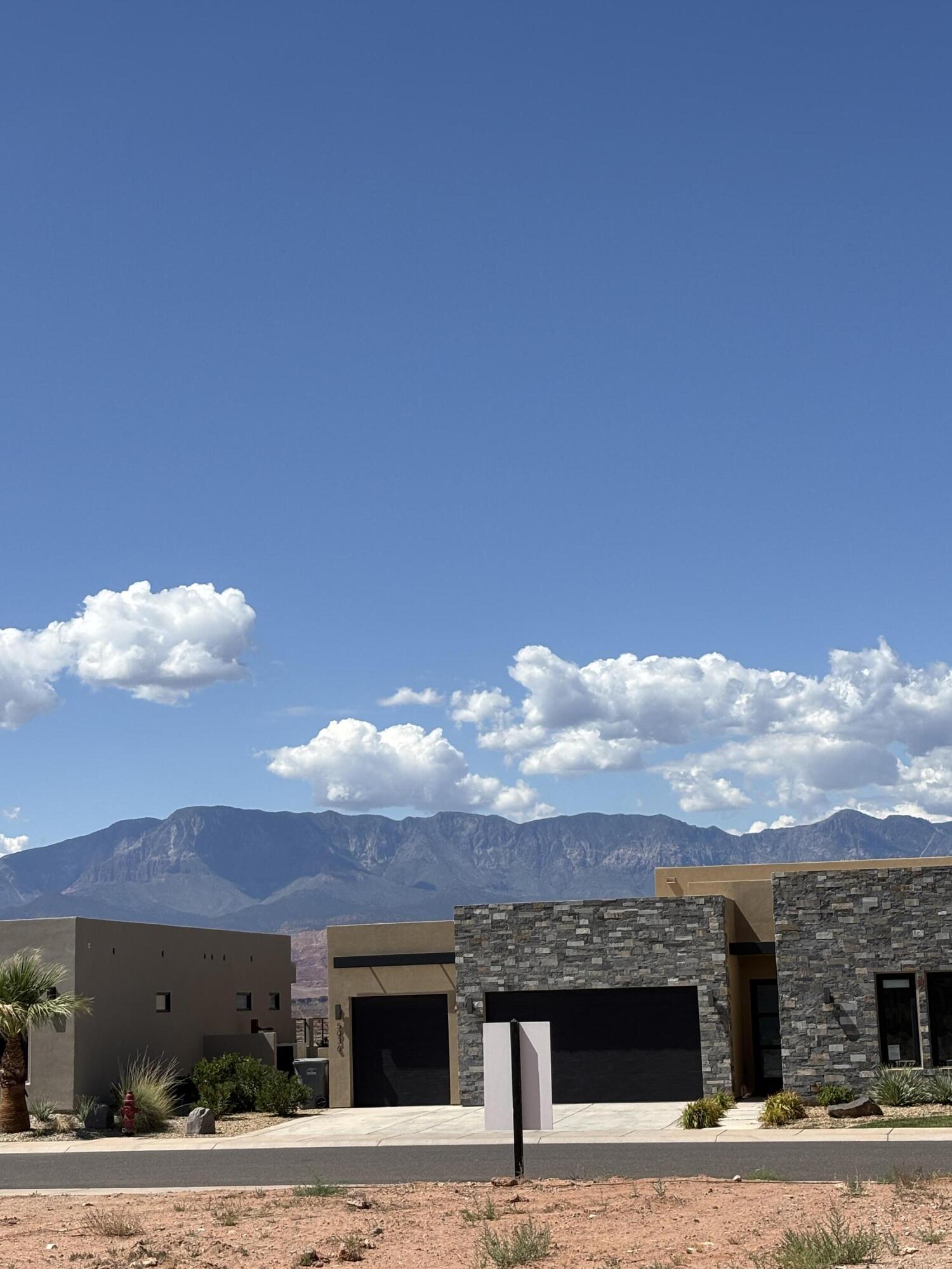 RETREAT AT SAND HOLLOW RESORT - Land