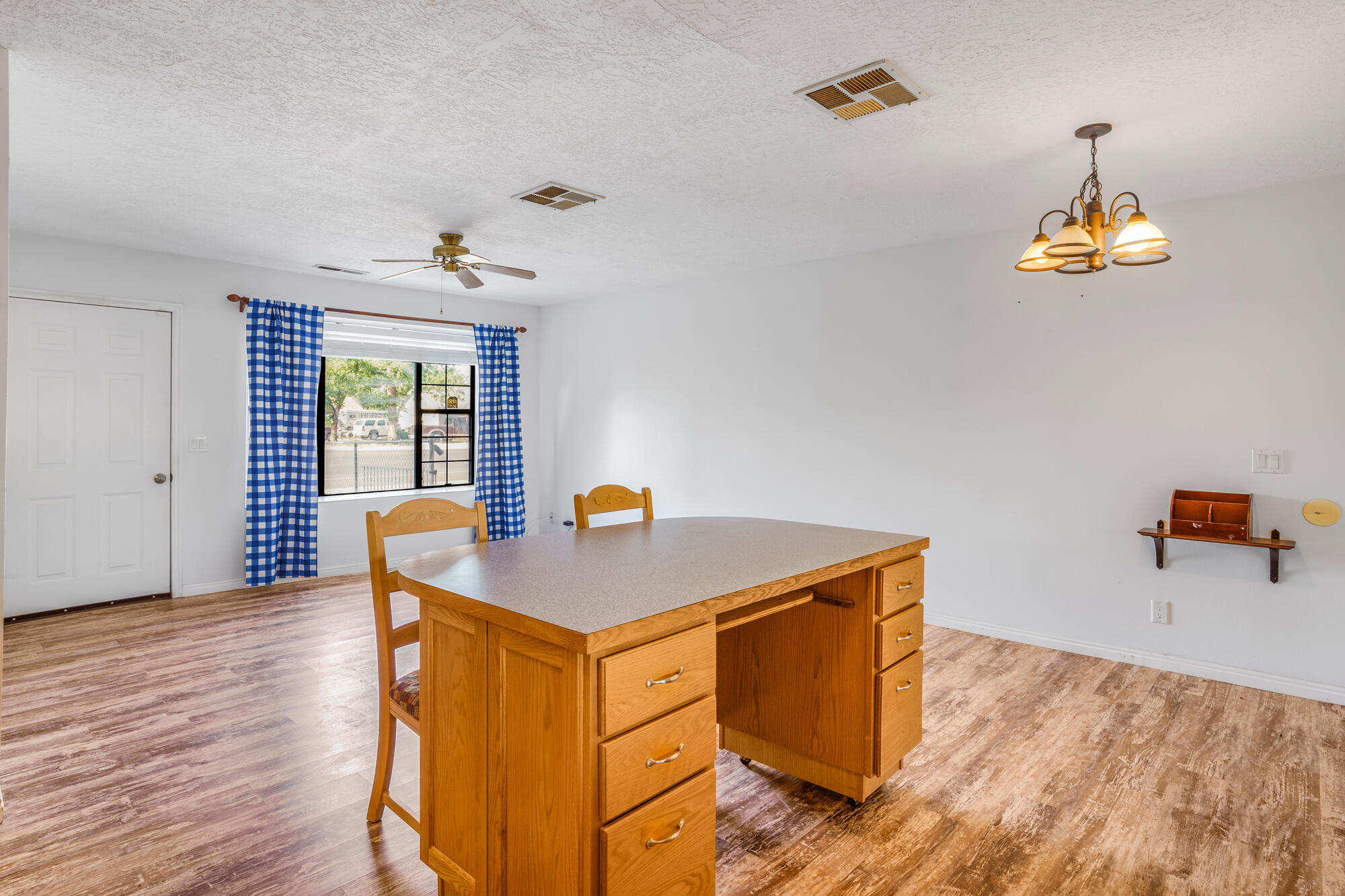 HURRICANE TOWNSITE - Residential