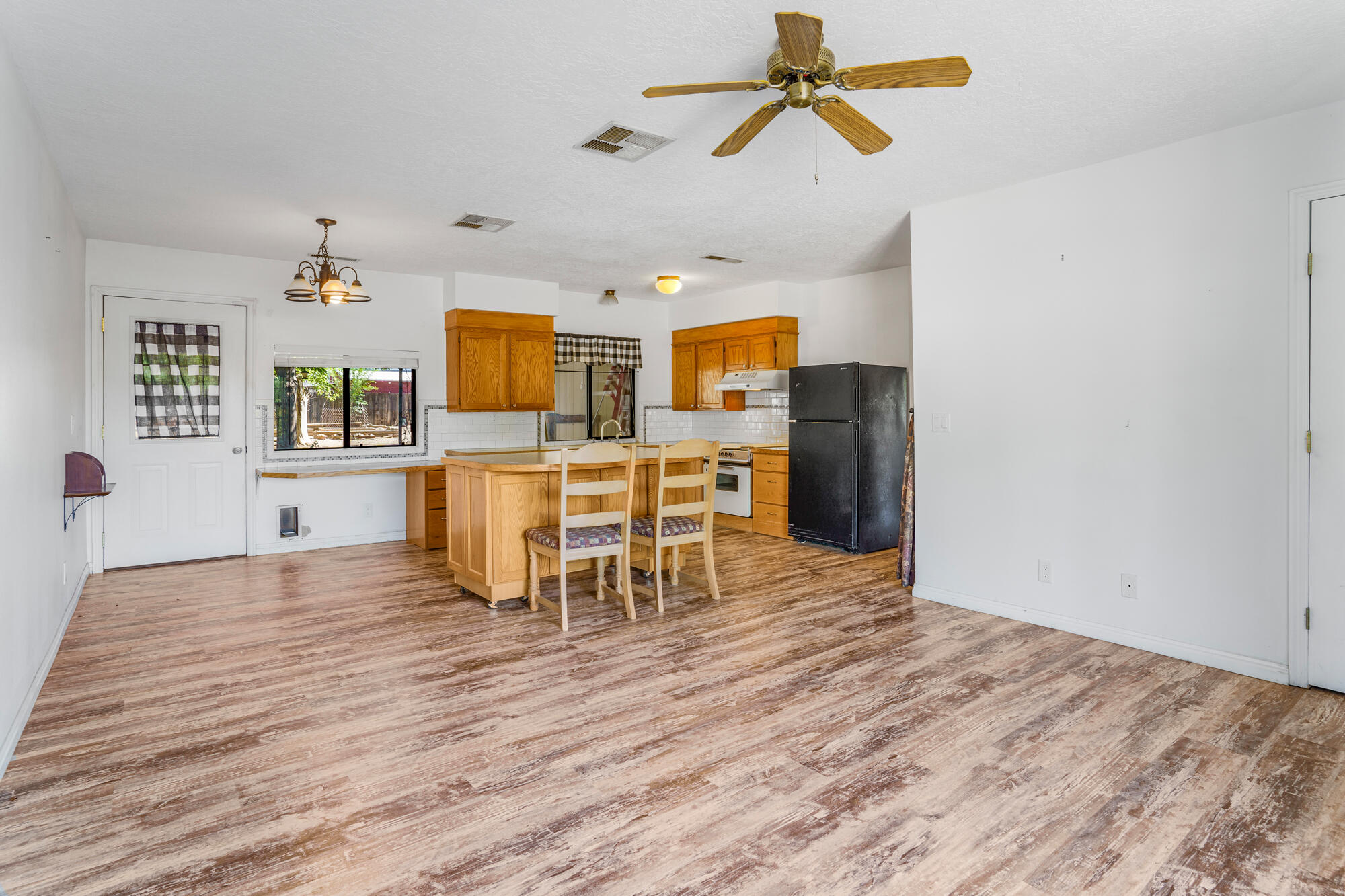 HURRICANE TOWNSITE - Residential