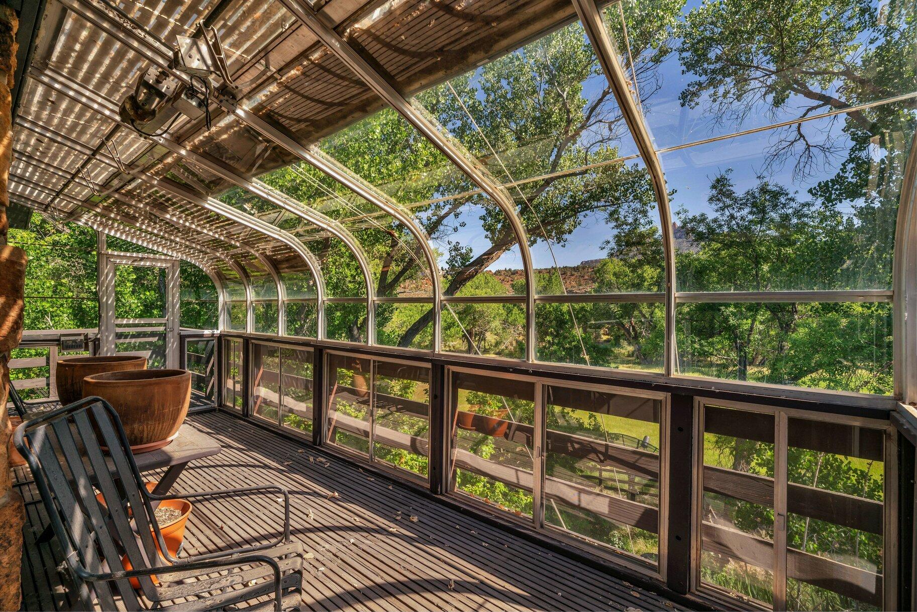SPRINGDALE TOWNSITE - Residential