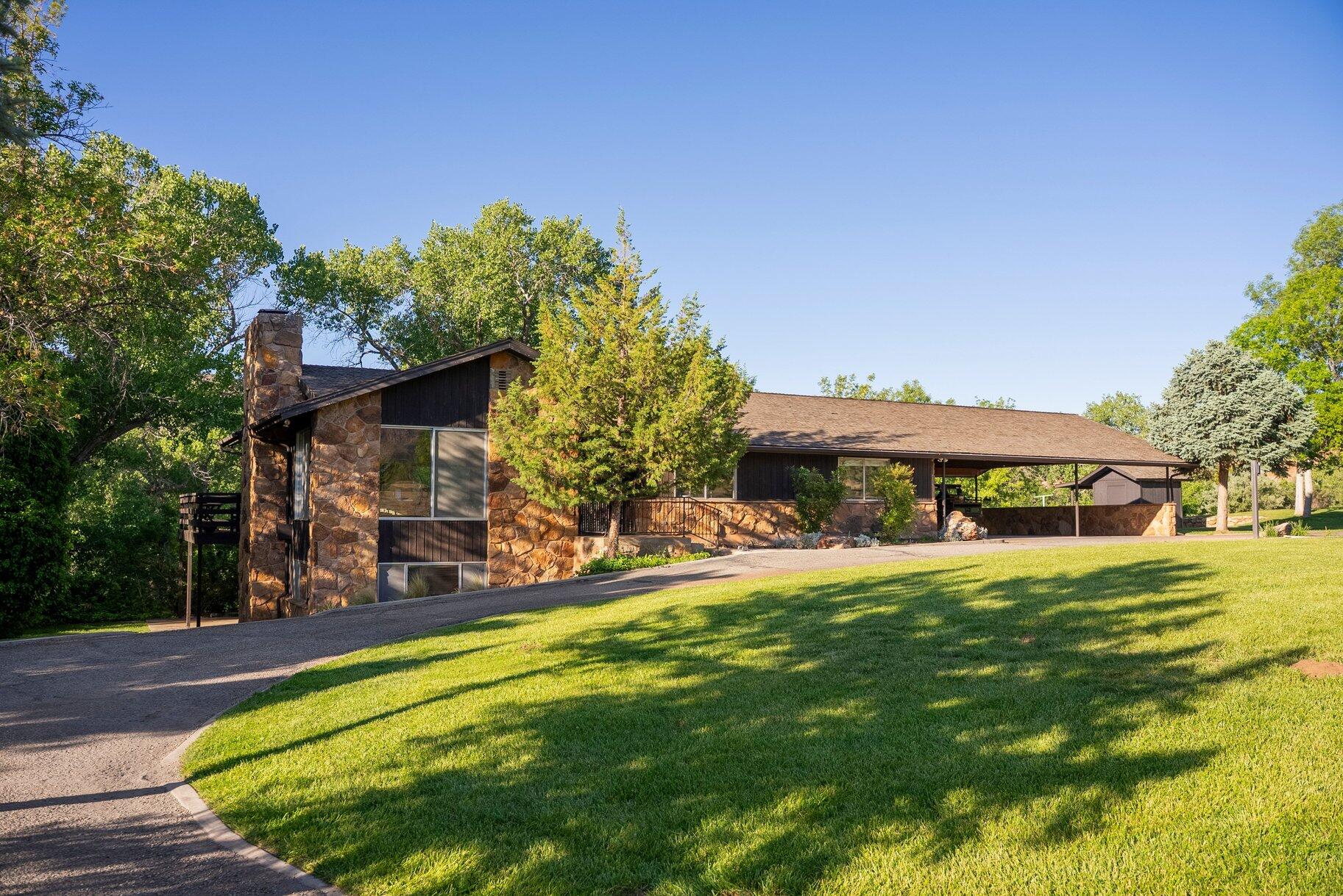 SPRINGDALE TOWNSITE - Residential