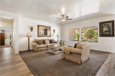 Tiny photo for 2799 E Palm Cove Ave, Washington, UT 84780 (MLS # 26-275980)