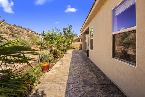 Tiny photo for 2799 E Palm Cove Ave, Washington, UT 84780 (MLS # 26-275980)