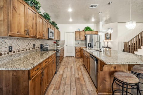 Tiny photo for 2799 E Palm Cove Ave, Washington, UT 84780 (MLS # 26-275980)