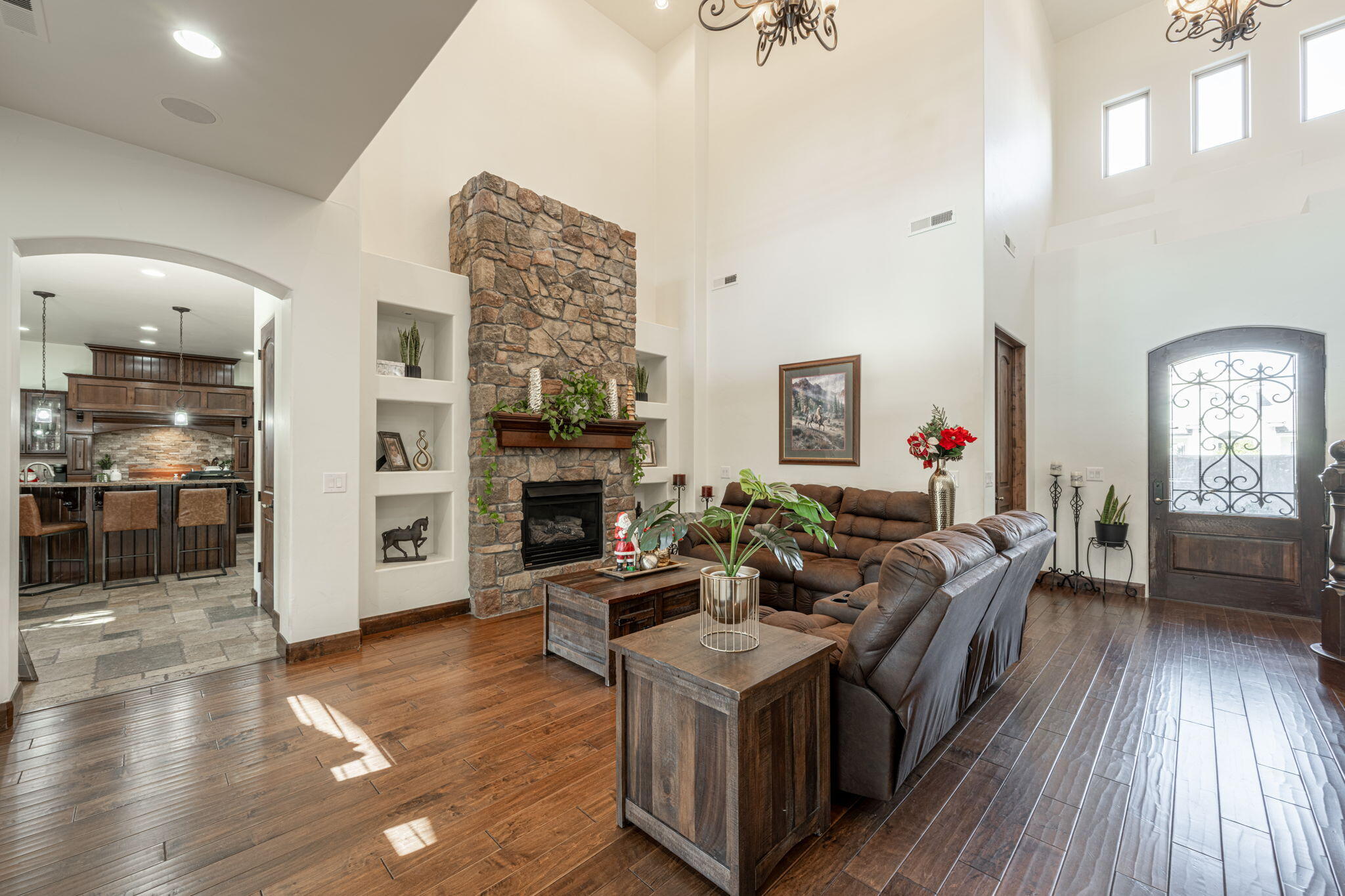 RIVER HOLLOW - Residential