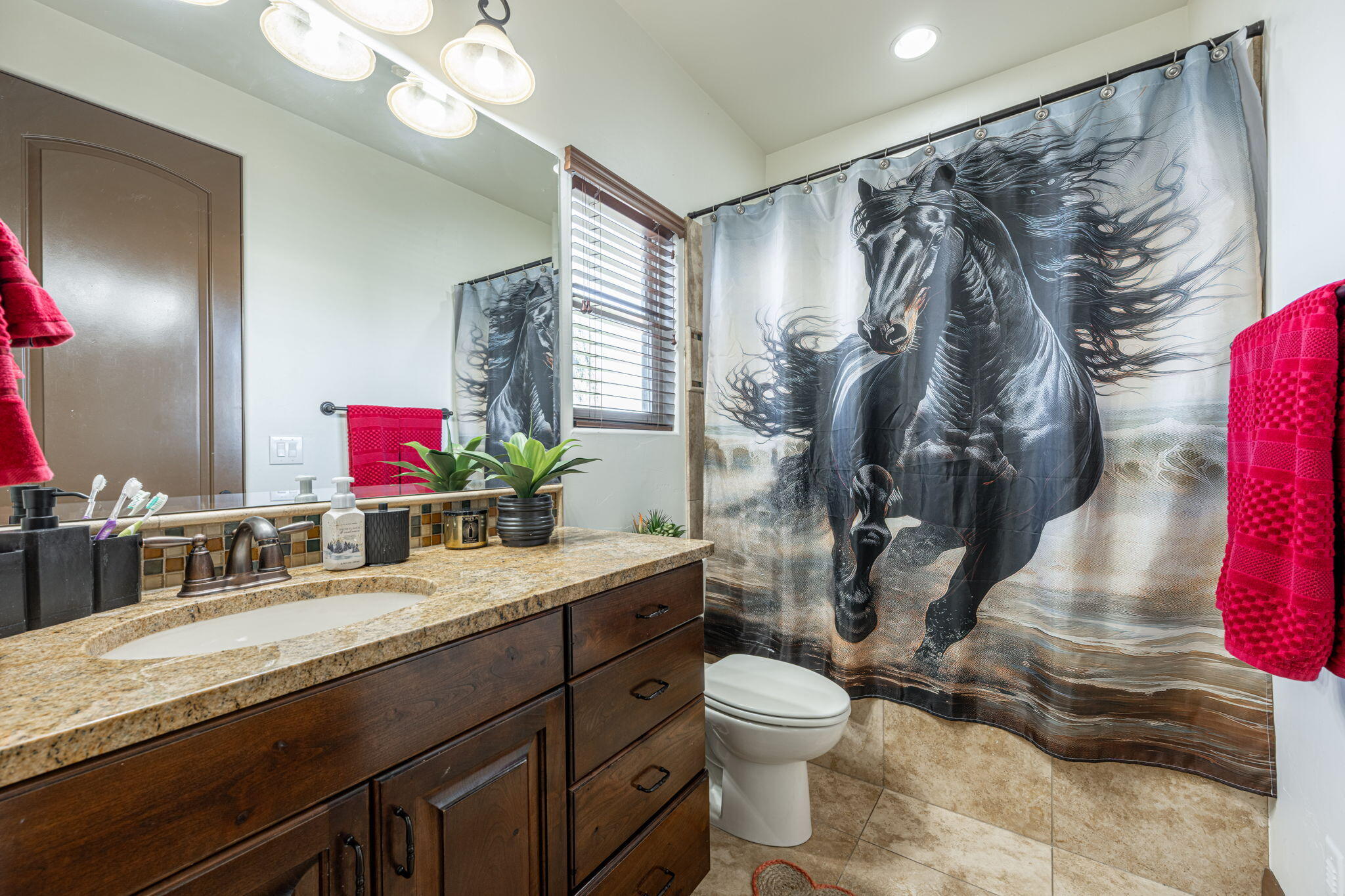 RIVER HOLLOW - Residential