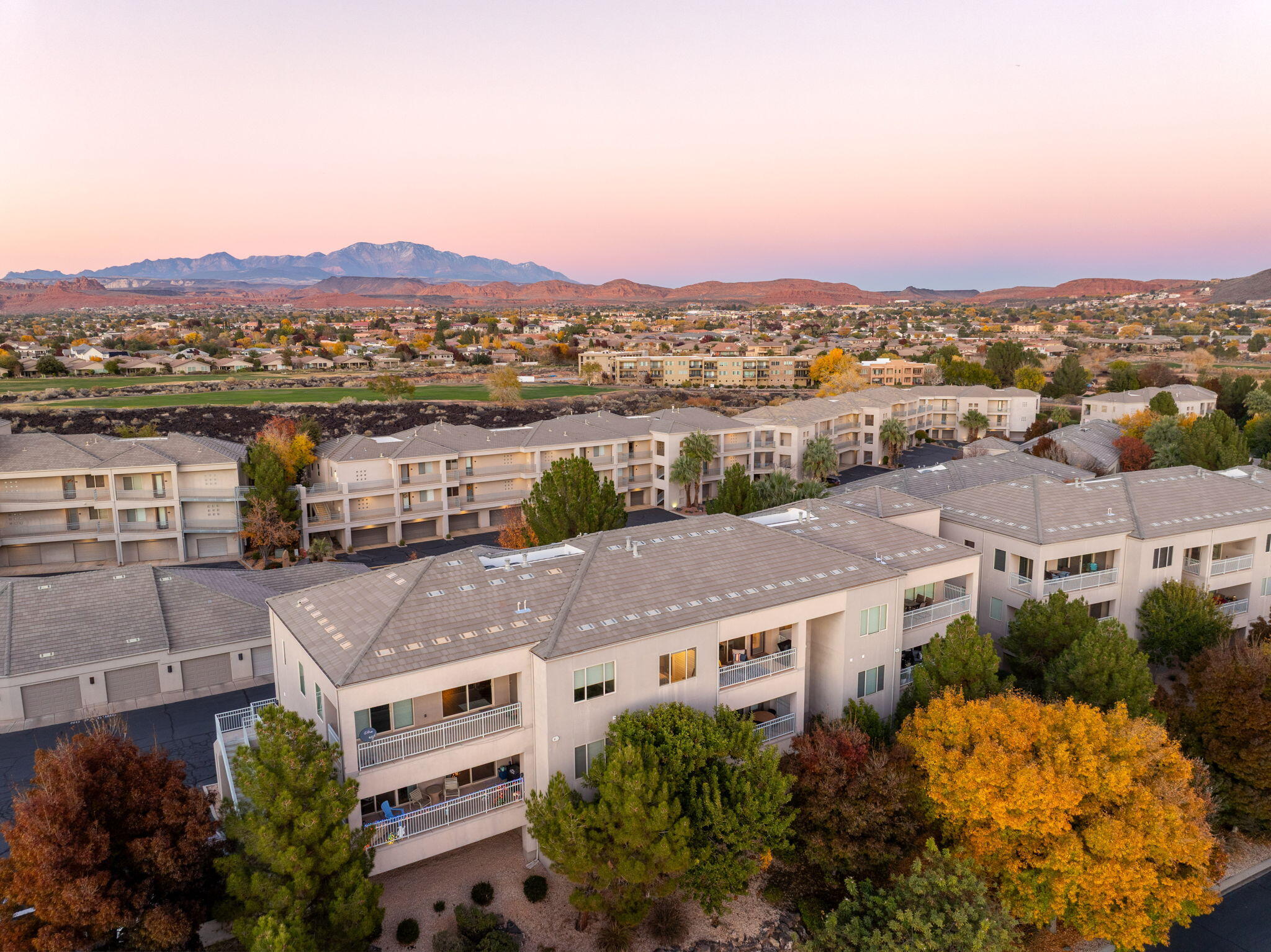 BLACKROCK CONDOS AT STONEBRIDGE - Residential