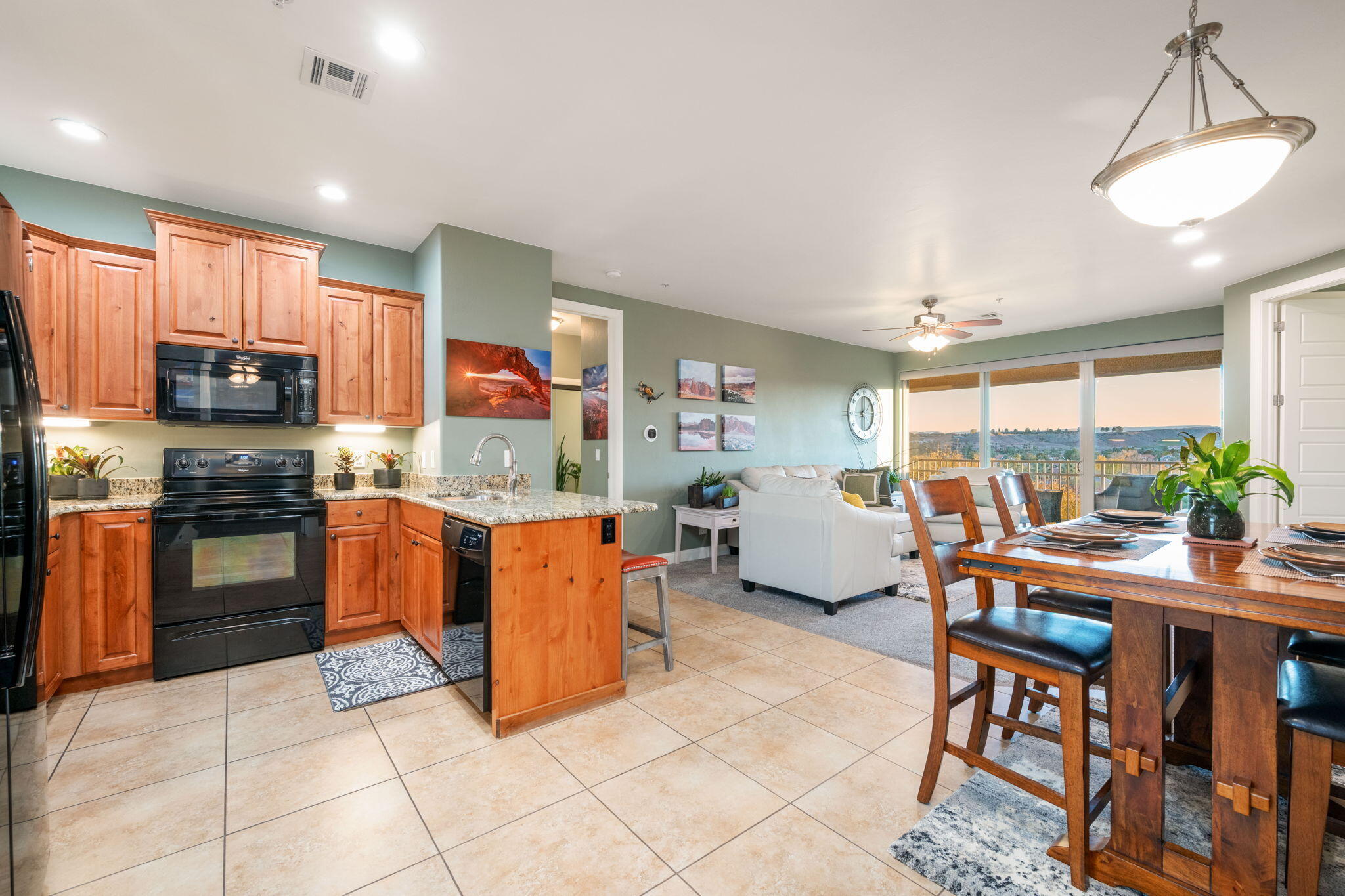 BLACKROCK CONDOS AT STONEBRIDGE - Residential