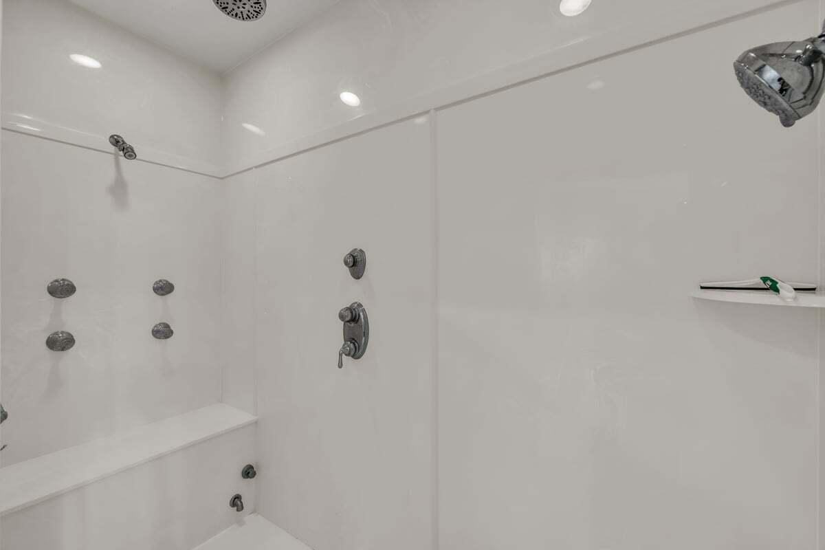 QUAIL LAKE ESTATES - Residential