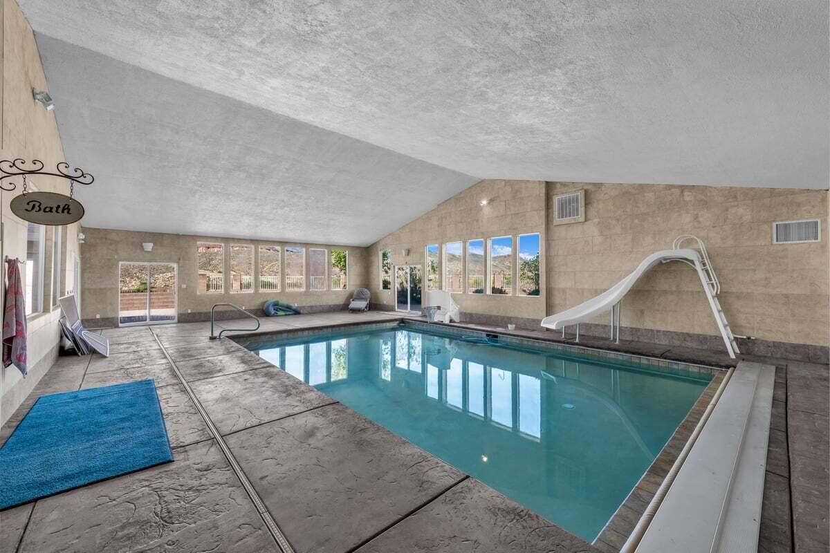 QUAIL LAKE ESTATES - Residential